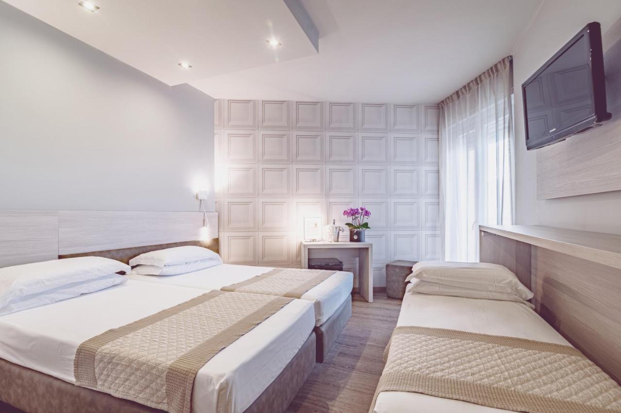 Hotel Cesare Augustus Лидо-ди-Езоло Экстерьер фото