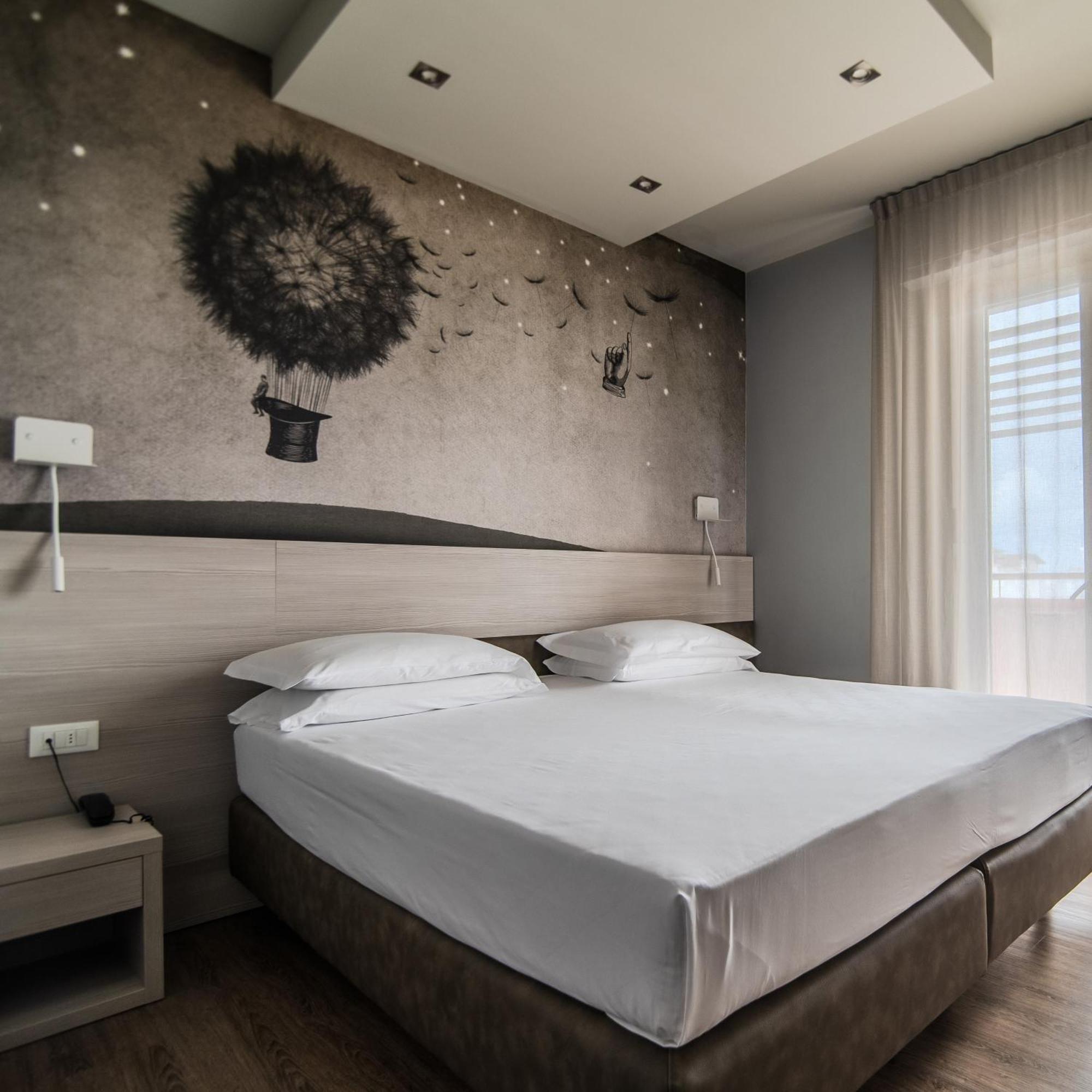 Hotel Cesare Augustus Лидо-ди-Езоло Экстерьер фото