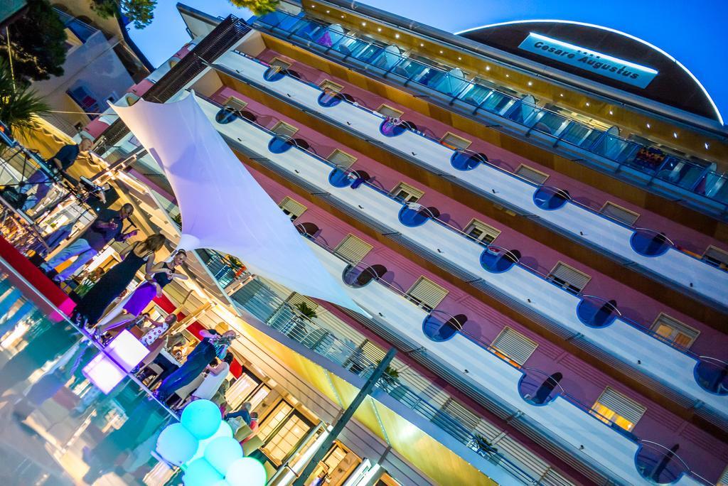 Hotel Cesare Augustus Лидо-ди-Езоло Экстерьер фото