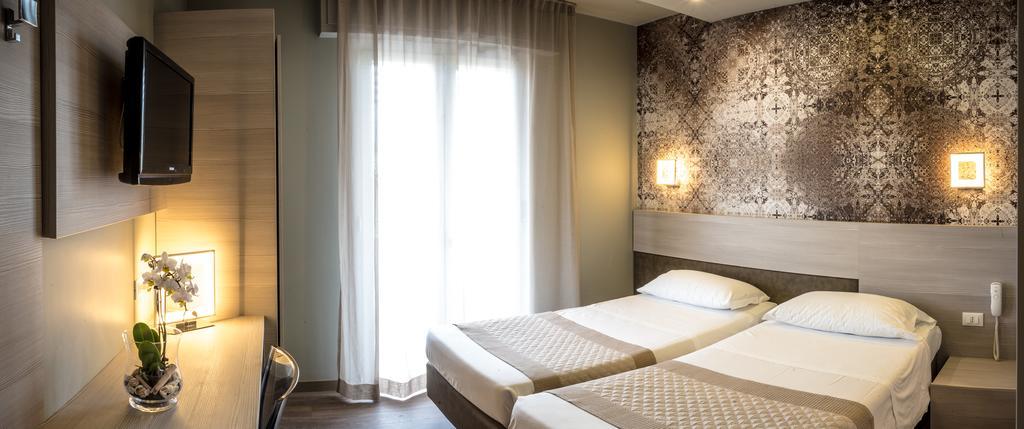 Hotel Cesare Augustus Лидо-ди-Езоло Экстерьер фото