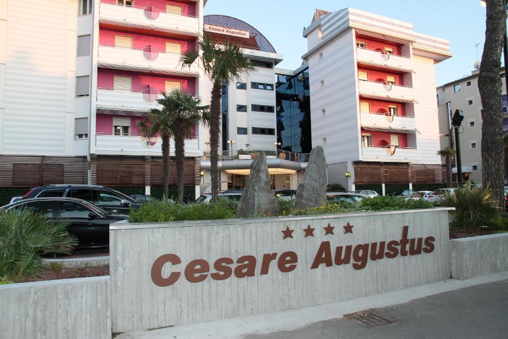 Hotel Cesare Augustus Лидо-ди-Езоло Экстерьер фото